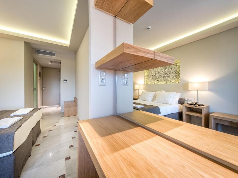 Mediterranee Hotel Πλάνος Εξωτερικό φωτογραφία