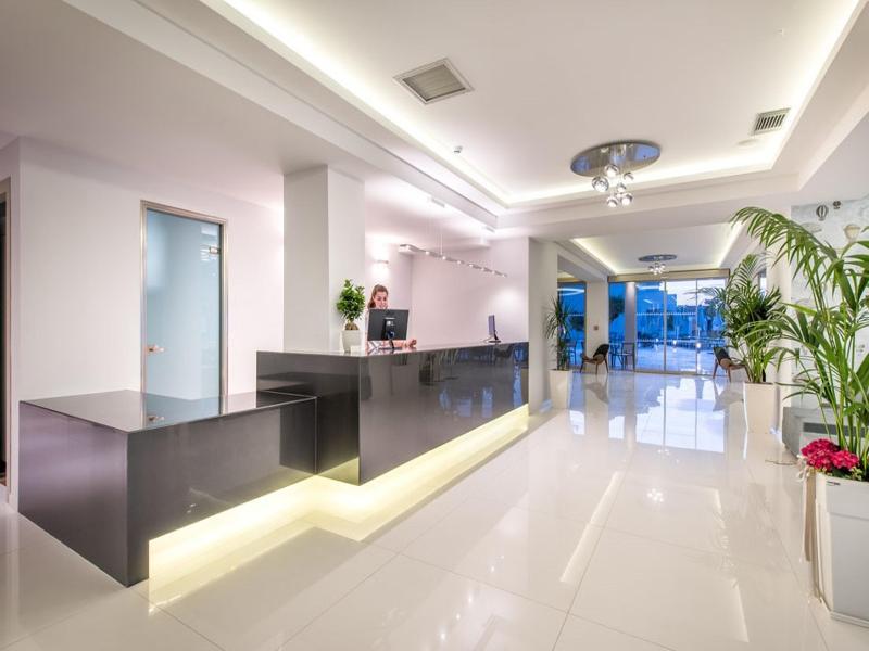 Mediterranee Hotel Πλάνος Εξωτερικό φωτογραφία